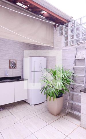 Casa à venda com 130m², 4 quartos e 2 vagas Casa à venda com 130m², 4 quartos e 2 vagasÁrea de Serviço