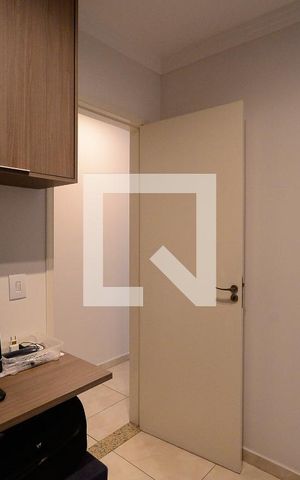 Casa à venda com 130m², 4 quartos e 2 vagas Casa à venda com 130m², 4 quartos e 2 vagasQuarto 2 - Suite