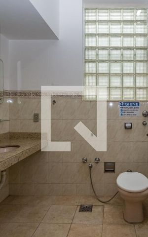 Casa para alugar com 700m², 4 quartos e 8 vagas Casa para alugar com 700m², 4 quartos e 8 vagasBanheiro Social
