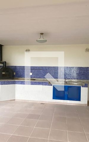 Casa de condomínio à venda com 1400m², 5 quartos e 6 vagasChurrasqueira