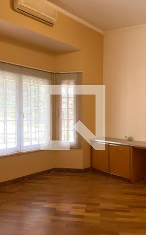 Casa de condomínio à venda com 1400m², 5 quartos e 6 vagasSuíte 3