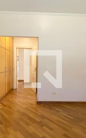 Casa de condomínio à venda com 1400m², 5 quartos e 6 vagasSuíte 3