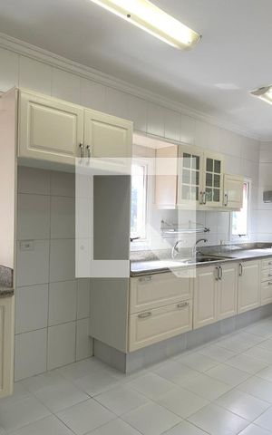 Casa de condomínio à venda com 1400m², 5 quartos e 6 vagasCozinha