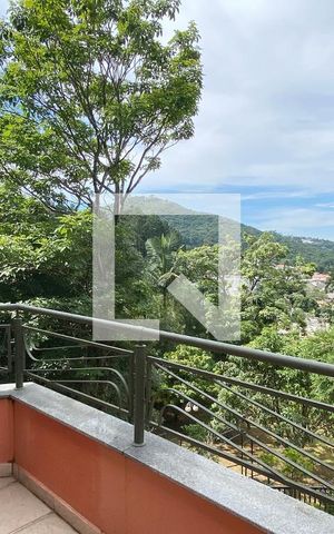 Casa de condomínio à venda com 1400m², 5 quartos e 6 vagasVista da Suíte