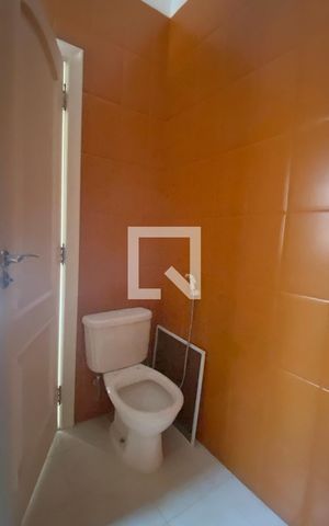 Casa de condomínio à venda com 1400m², 5 quartos e 6 vagasBanheiro da Suíte 4