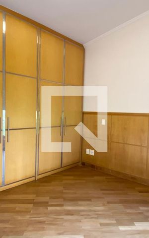 Casa de condomínio à venda com 1400m², 5 quartos e 6 vagasSuíte 2