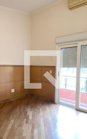 Casa de condomínio à venda com 1400m², 5 quartos e 6 vagasSuíte 2