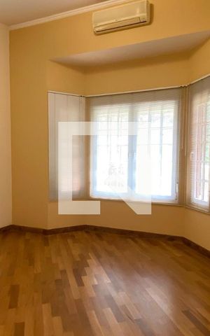 Casa de condomínio à venda com 1400m², 5 quartos e 6 vagasSuíte 3