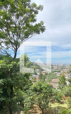 Casa de condomínio à venda com 1400m², 5 quartos e 6 vagasVista da Varanda