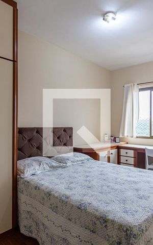Apartamento à venda com 72m², 2 quartos e 2 vagas Apartamento à venda com 72m², 2 quartos e 2 vagasQuarto 1