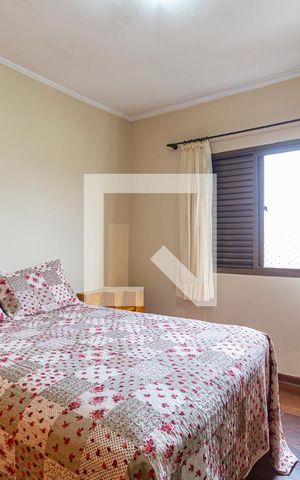 Apartamento à venda com 72m², 2 quartos e 2 vagas Apartamento à venda com 72m², 2 quartos e 2 vagasSuite