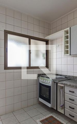 Apartamento à venda com 72m², 2 quartos e 2 vagas Apartamento à venda com 72m², 2 quartos e 2 vagasCozinha