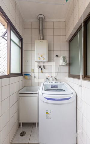 Apartamento à venda com 72m², 2 quartos e 2 vagas Apartamento à venda com 72m², 2 quartos e 2 vagasÁrea de Serviço