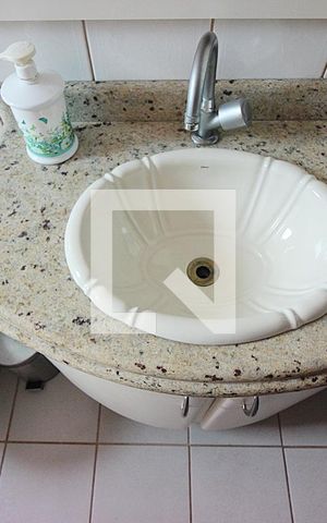 Apartamento para alugar com 117m², 3 quartos e 1 vagaBanheiro do Quarto 1 - Suíte