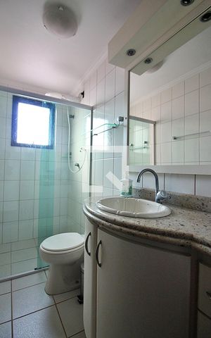 Apartamento para alugar com 117m², 3 quartos e 1 vagaBanheiro do Quarto 1 - Suíte