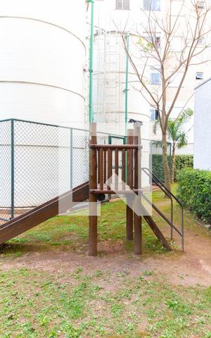 Apartamento para alugar com 45m², 2 quartos e sem vaga Apartamento para alugar com 45m², 2 quartos e sem vagaPlayground