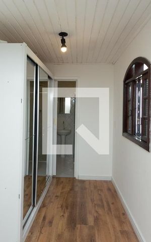 Casa para alugar com 80m², 2 quartos e 1 vaga Casa para alugar com 80m², 2 quartos e 1 vagaSuíte 1