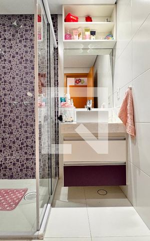 Apartamento à venda com 160m², 3 quartos e 3 vagas Apartamento à venda com 160m², 3 quartos e 3 vagasBanheiro da suíte 1