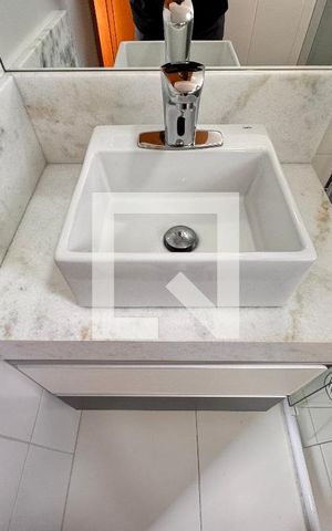 Apartamento à venda com 160m², 3 quartos e 3 vagas Apartamento à venda com 160m², 3 quartos e 3 vagasBanheiro da suíte 2