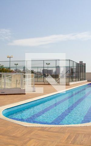 Apartamento à venda com 160m², 3 quartos e 3 vagas Apartamento à venda com 160m², 3 quartos e 3 vagasÁrea comum - Piscina