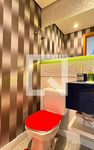 Apartamento à venda com 160m², 3 quartos e 3 vagas Apartamento à venda com 160m², 3 quartos e 3 vagasLavabo