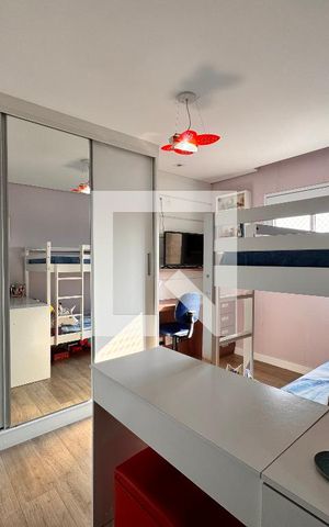 Apartamento à venda com 160m², 3 quartos e 3 vagas Apartamento à venda com 160m², 3 quartos e 3 vagasSuite 1