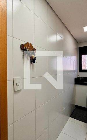 Apartamento à venda com 160m², 3 quartos e 3 vagas Apartamento à venda com 160m², 3 quartos e 3 vagasLavanderia