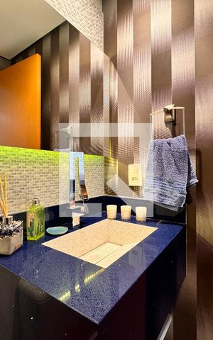 Apartamento à venda com 160m², 3 quartos e 3 vagas Apartamento à venda com 160m², 3 quartos e 3 vagasLavabo