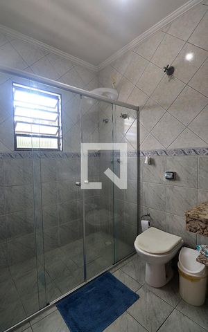 Casa à venda com 140m², 3 quartos e 3 vagasBanheiro da Suíte 1