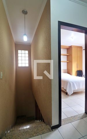 Casa à venda com 140m², 3 quartos e 3 vagasCorredor
