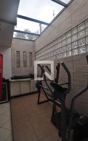 Casa à venda com 140m², 3 quartos e 3 vagasGaragem