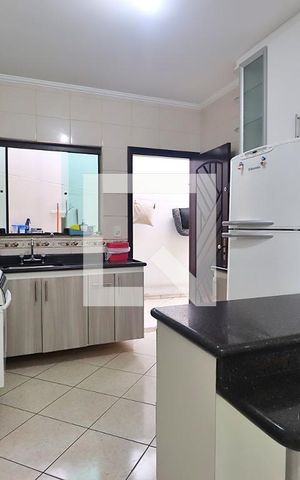 Casa à venda com 140m², 3 quartos e 3 vagasCozinha