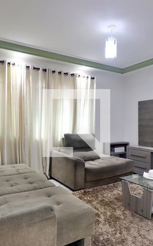 Casa à venda com 140m², 3 quartos e 3 vagasSala