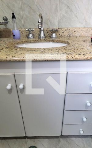 Casa à venda com 140m², 3 quartos e 3 vagasBanheiro da Suíte 3
