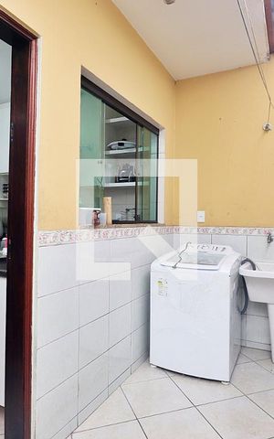Casa à venda com 140m², 3 quartos e 3 vagasÁrea de Serviço