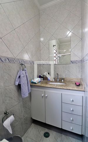 Casa à venda com 140m², 3 quartos e 3 vagasBanheiro da Suíte 3