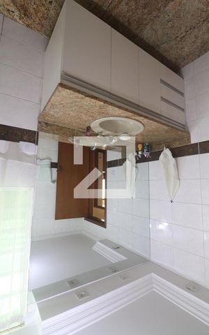 Casa à venda com 277m², 4 quartos e 5 vagasBanheiro 