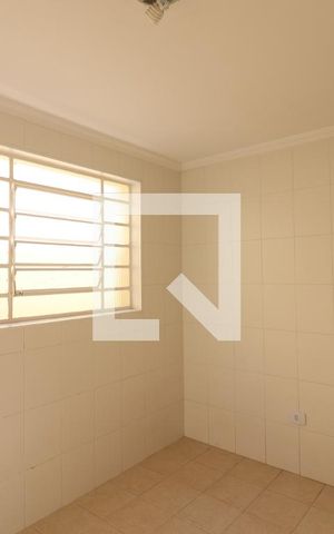 Casa à venda com 277m², 4 quartos e 5 vagasCozinha 2
