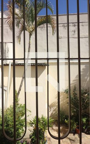 Casa à venda com 277m², 4 quartos e 5 vagasJanela Quarto 2