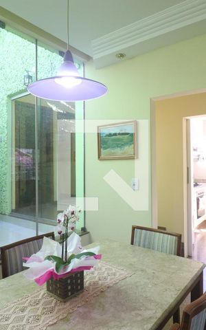 Casa à venda com 277m², 4 quartos e 5 vagasSala  de Jantar