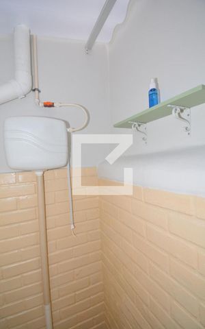 Casa à venda com 77m², 2 quartos e 1 vagaBanheiro de Serviço