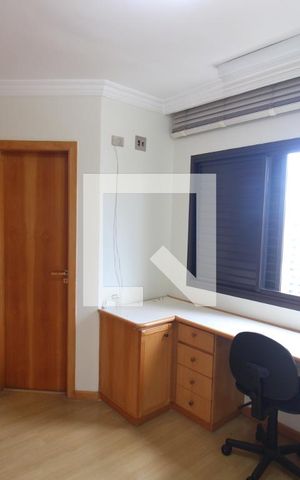 Apartamento para alugar com 113m², 4 quartos e 3 vagasQuarto 2