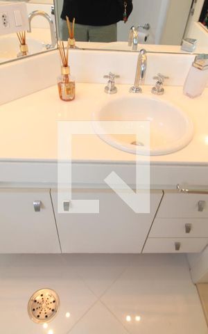 Apartamento para alugar com 113m², 4 quartos e 3 vagasBanheiro 3