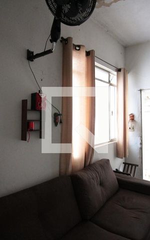 Casa à venda com 360m², 6 quartos e 1 vagaCasa 3 - Sala