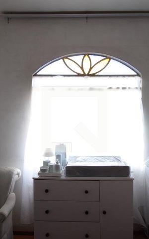 Casa à venda com 360m², 6 quartos e 1 vagaCasa 1 - Quarto