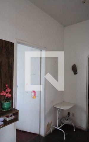 Casa à venda com 360m², 6 quartos e 1 vagaCasa 3 - Sala