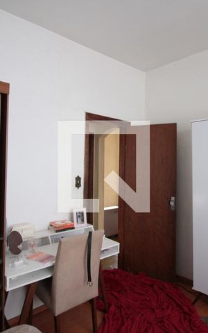 Casa à venda com 360m², 6 quartos e 1 vagaCasa 1 - Quarto