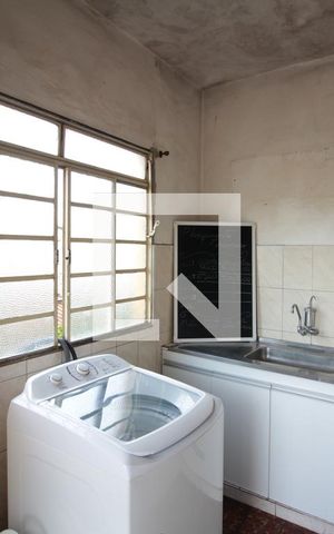 Casa à venda com 360m², 6 quartos e 1 vagaCasa 1 - Área de Serviço