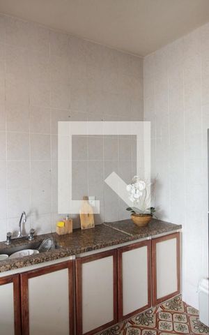 Casa à venda com 360m², 6 quartos e 1 vagaCasa 1 - Cozinha