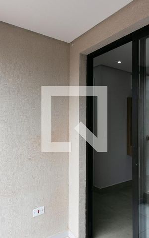 Apartamento à venda com 44m², 2 quartos e 1 vaga Apartamento à venda com 44m², 2 quartos e 1 vagaVaranda